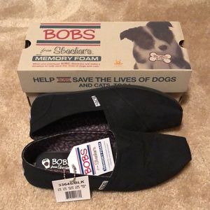 Black canvas BOBS by Skechers (like TOMS) size 8.5